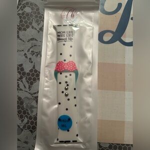 Mom life Silicone band for Apple Watch M/L
38mm/40mm/41mm/(42mm Series 10-11)